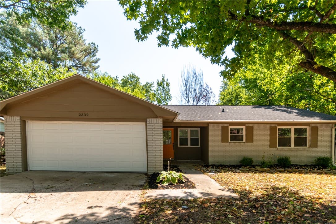 2332 Clover Drive